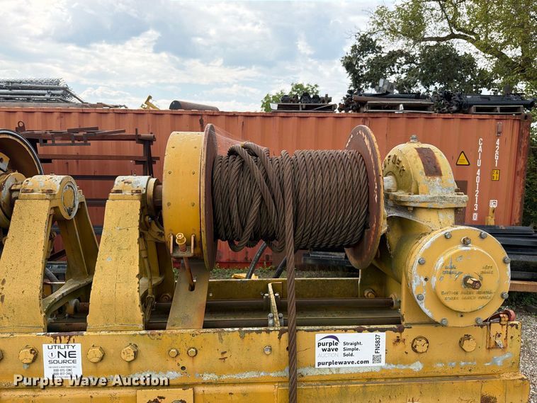 image for item FN5837 Winch