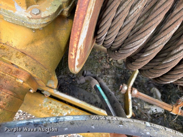 image for item FN5837 Winch