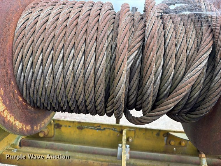 image for item FN5837 Winch