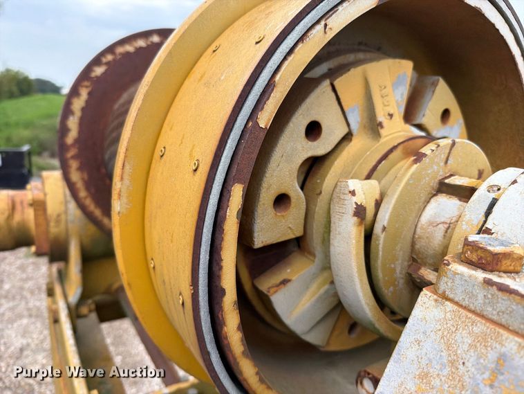 image for item FN5837 Winch
