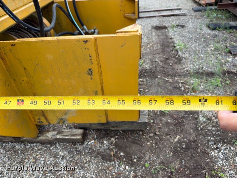 image for item FN5837 Winch