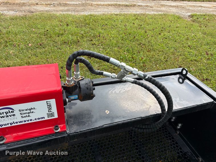 image for item FN5877 2026 Giyi VB79 skid steer vibrating bucket