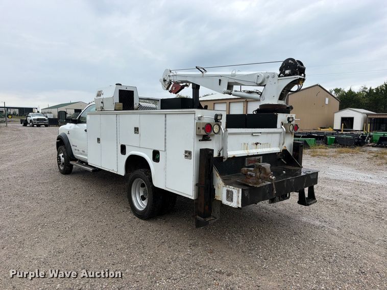 image for item FN5880 2020 RAM 5500 utility / service truck
