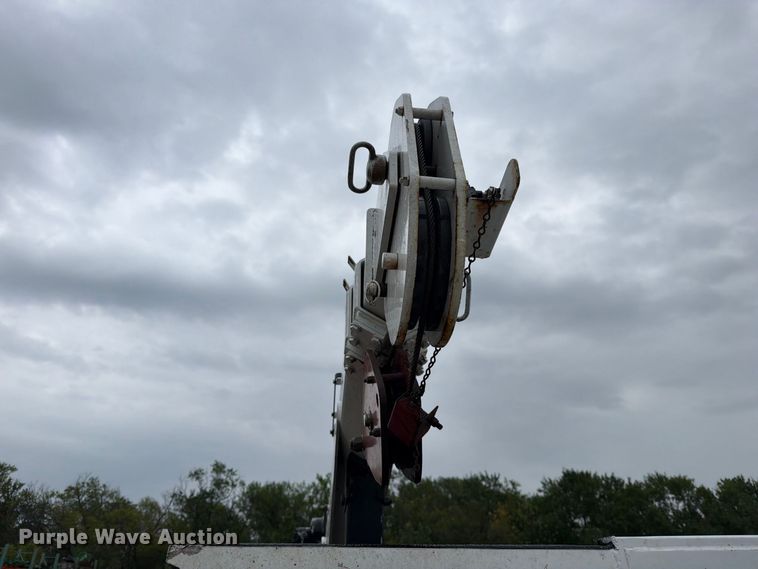 image for item FN5880 2020 RAM 5500 utility / service truck