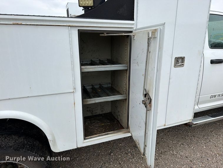 image for item FN5880 2020 RAM 5500 utility / service truck
