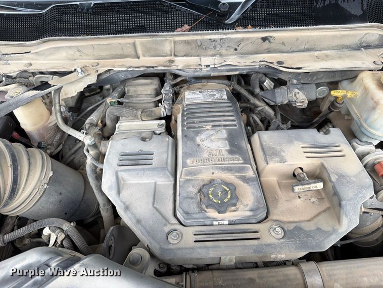 image for item FN5880 2020 RAM 5500 utility / service truck