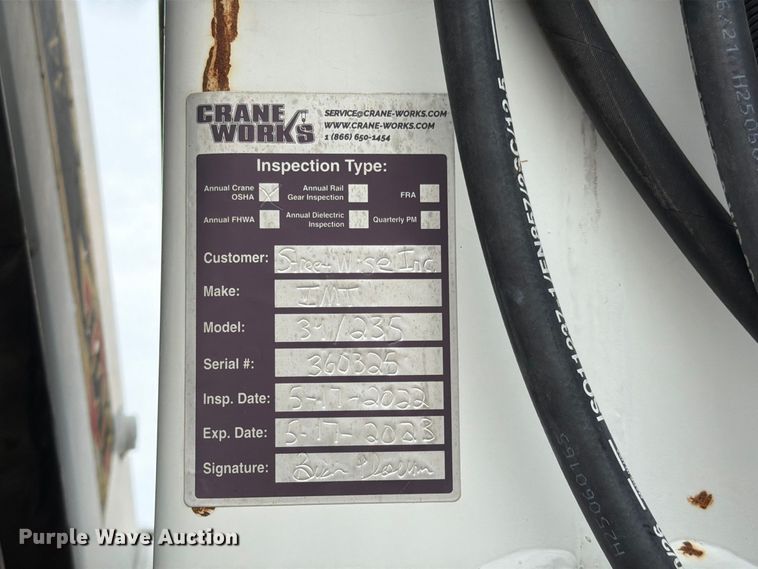 image for item FN5882 2002 Kenworth T800 crane truck