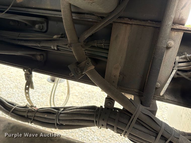 image for item FN5882 2002 Kenworth T800 crane truck