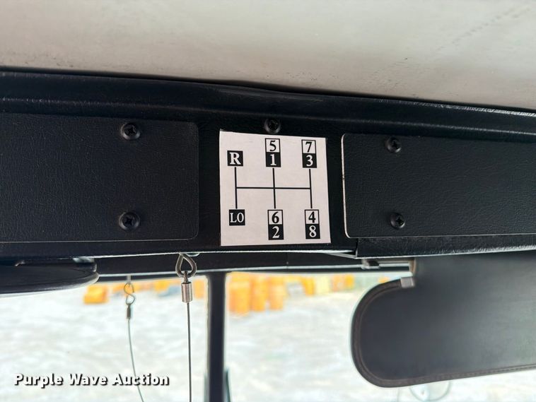 image for item FN5882 2002 Kenworth T800 crane truck