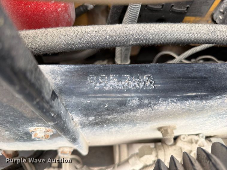 image for item FN5882 2002 Kenworth T800 crane truck