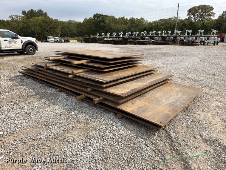 image for item FN5883 Steel Road Plates