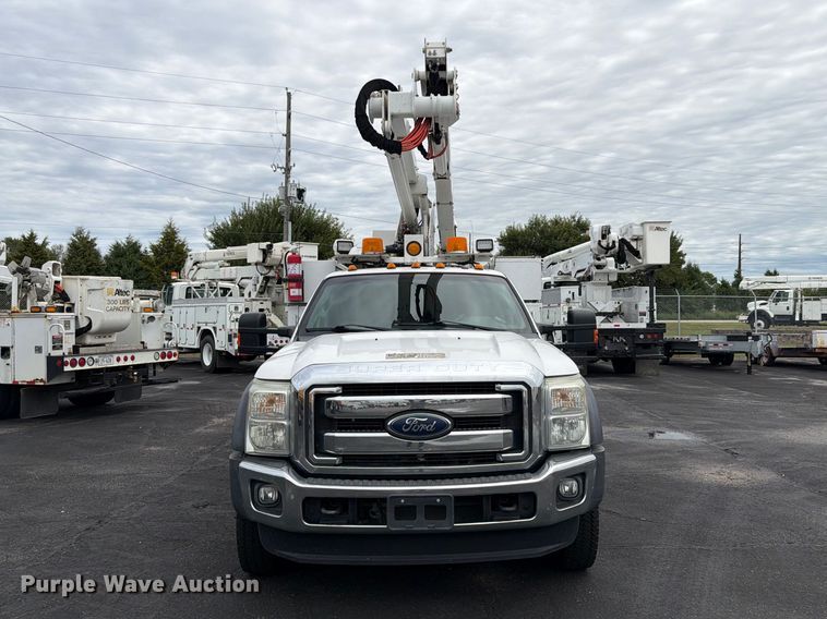 image for item FP3098 2016 Ford F550 Super Duty bucket truck