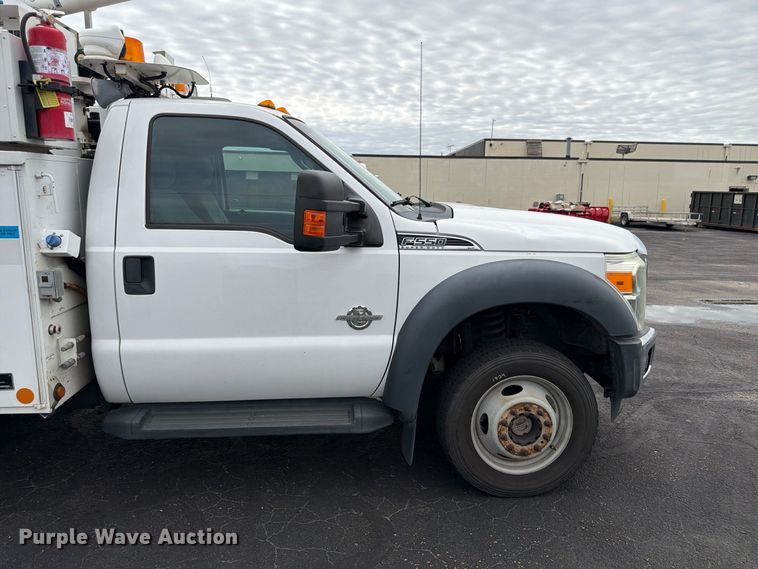image for item FP3098 2016 Ford F550 Super Duty bucket truck