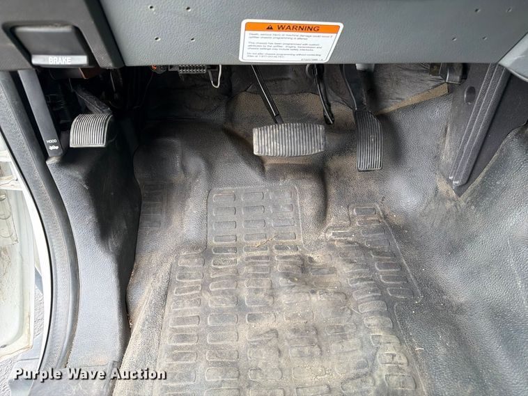 image for item FP3098 2016 Ford F550 Super Duty bucket truck