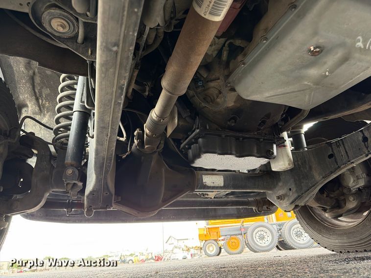 image for item FP3098 2016 Ford F550 Super Duty bucket truck