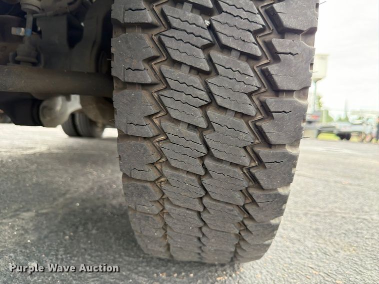 image for item FP3098 2016 Ford F550 Super Duty bucket truck