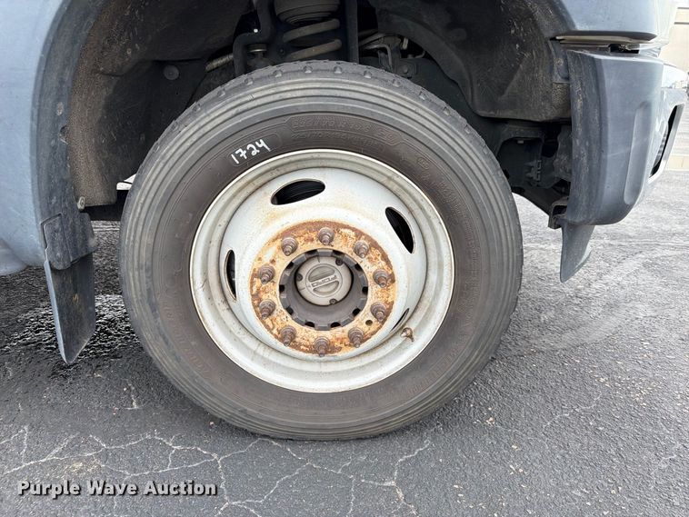 image for item FP3098 2016 Ford F550 Super Duty bucket truck