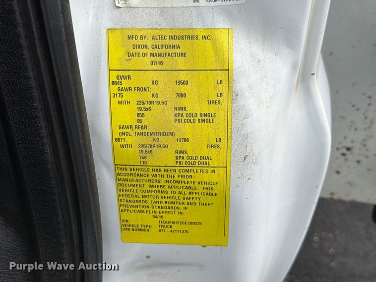 image for item FP3098 2016 Ford F550 Super Duty bucket truck