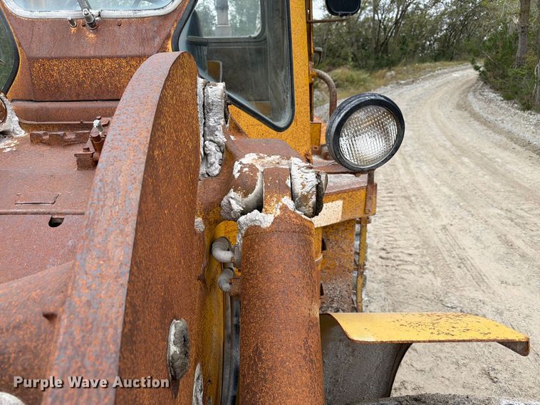 image for item FP3109 1975 Caterpillar 966C Wheel loader
