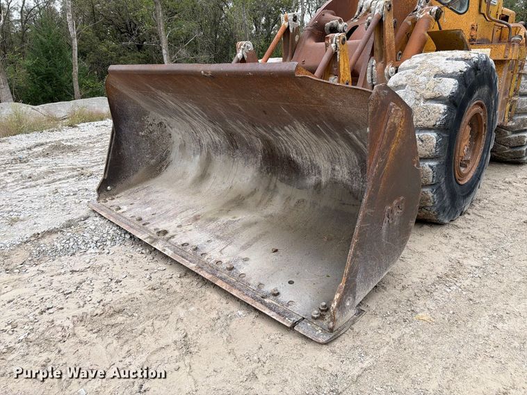 image for item FP3109 1975 Caterpillar 966C Wheel loader