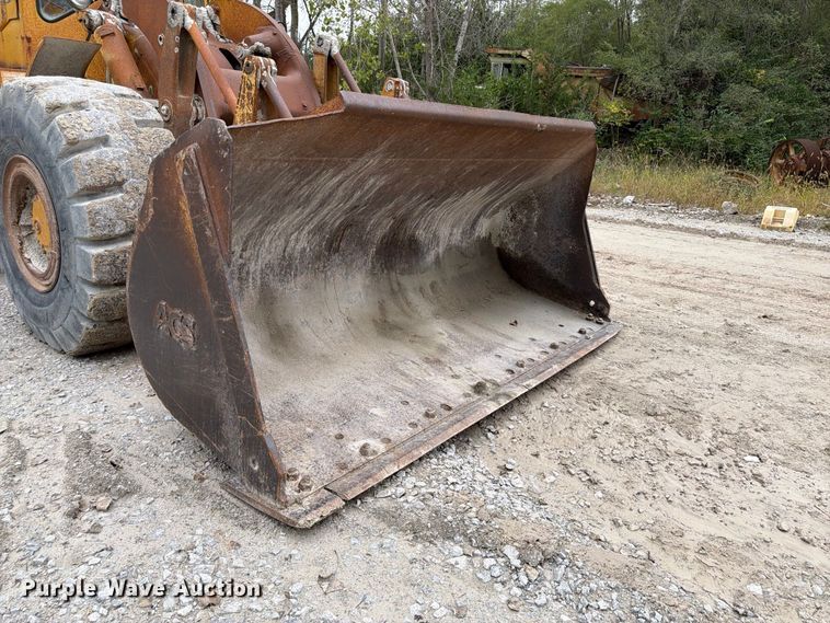 image for item FP3109 1975 Caterpillar 966C Wheel loader