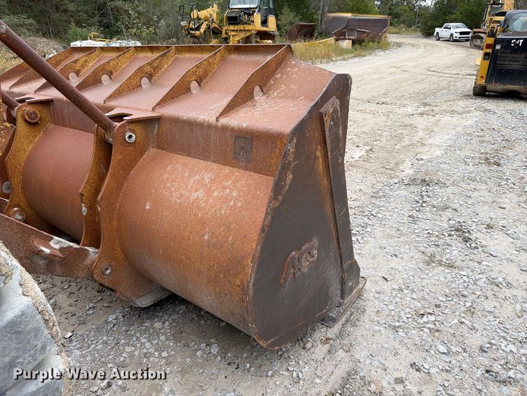 image for item FP3109 1975 Caterpillar 966C Wheel loader
