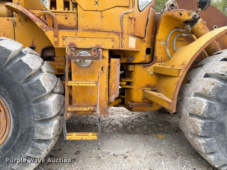 image for item FP3109 1975 Caterpillar 966C Wheel loader