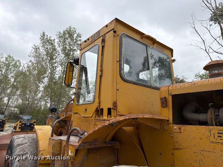 image for item FP3109 1975 Caterpillar 966C Wheel loader