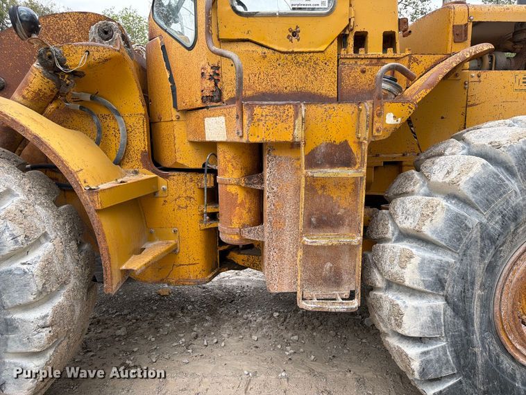 image for item FP3109 1975 Caterpillar 966C Wheel loader