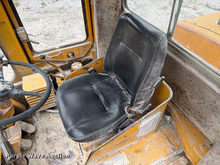 image for item FP3109 1975 Caterpillar 966C Wheel loader
