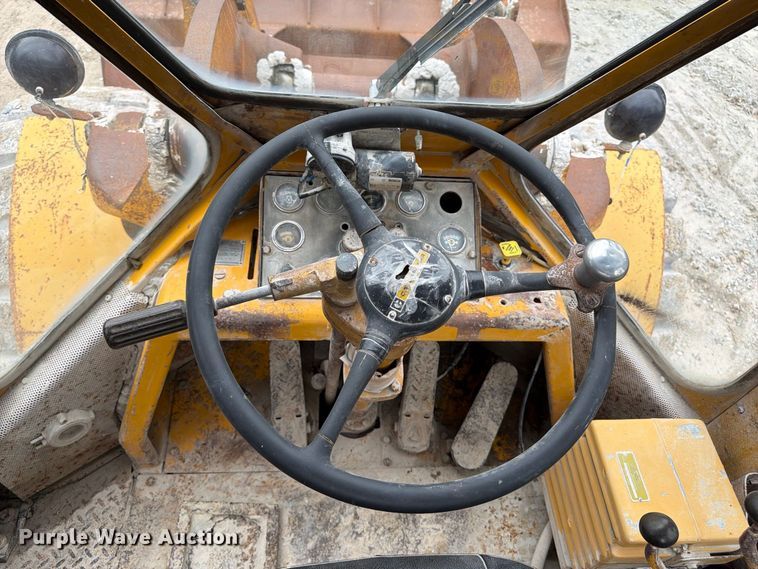 image for item FP3109 1975 Caterpillar 966C Wheel loader