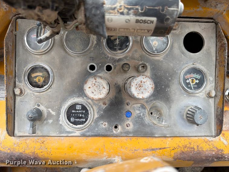 image for item FP3109 1975 Caterpillar 966C Wheel loader