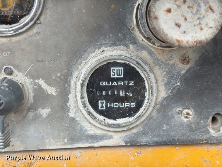 image for item FP3109 1975 Caterpillar 966C Wheel loader