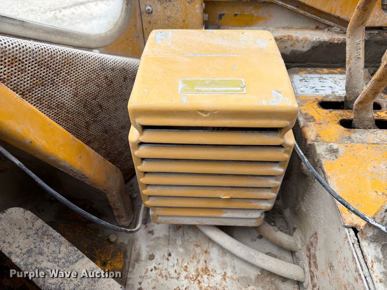 image for item FP3109 1975 Caterpillar 966C Wheel loader