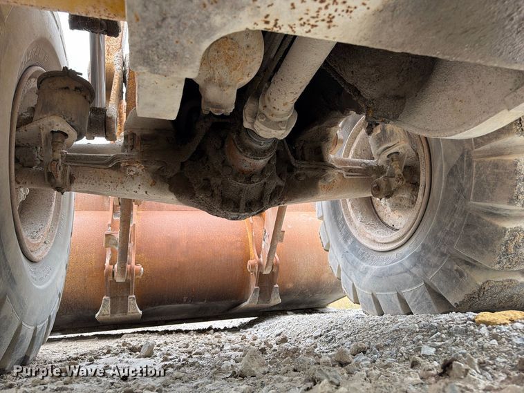 image for item FP3109 1975 Caterpillar 966C Wheel loader