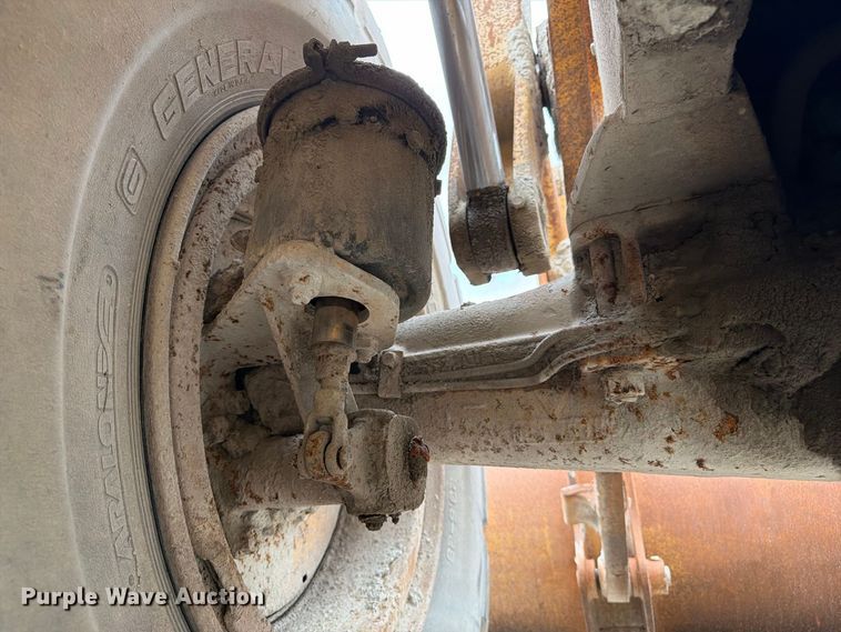 image for item FP3109 1975 Caterpillar 966C Wheel loader