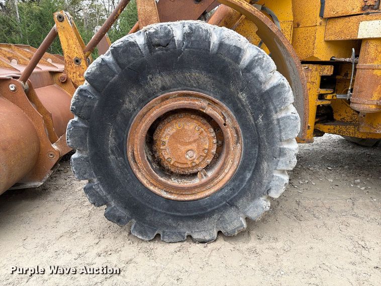 image for item FP3109 1975 Caterpillar 966C Wheel loader