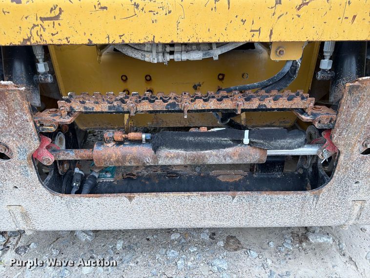 image for item FP3110 2018 Caterpillar 226D skid steer loader