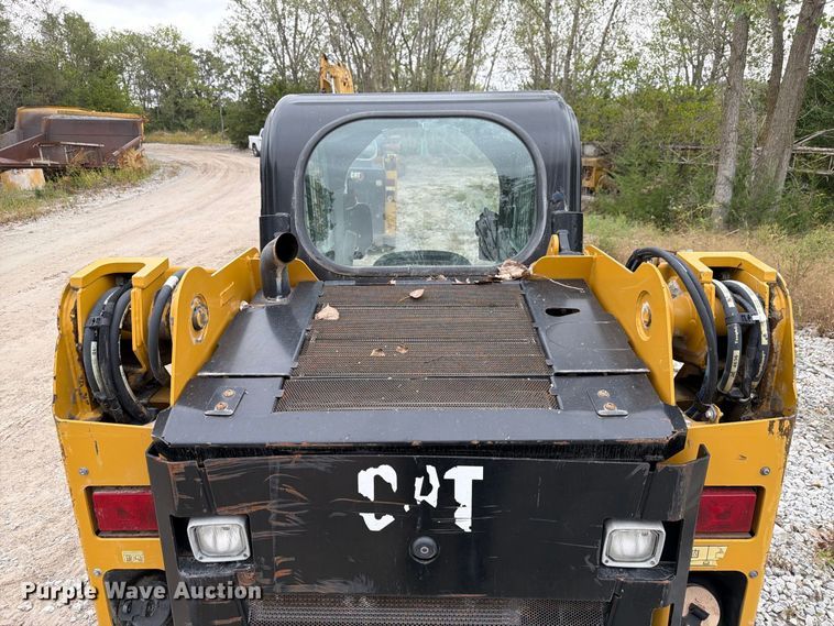 image for item FP3110 2018 Caterpillar 226D skid steer loader