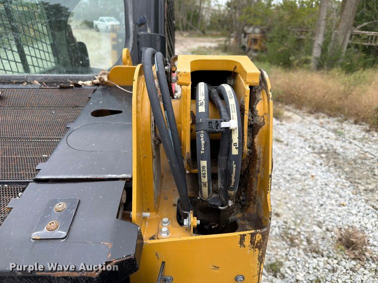image for item FP3110 2018 Caterpillar 226D skid steer loader
