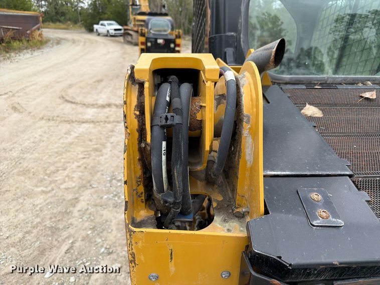 image for item FP3110 2018 Caterpillar 226D skid steer loader