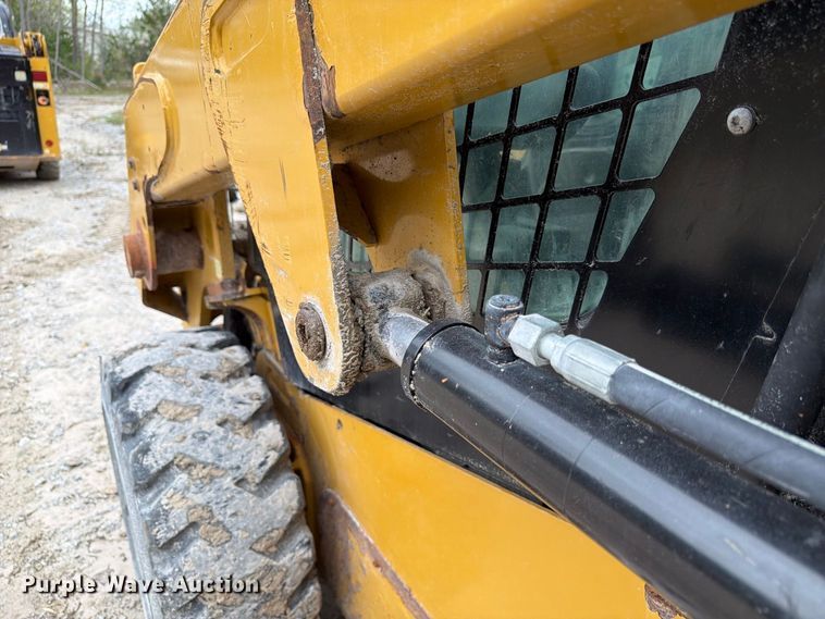 image for item FP3110 2018 Caterpillar 226D skid steer loader