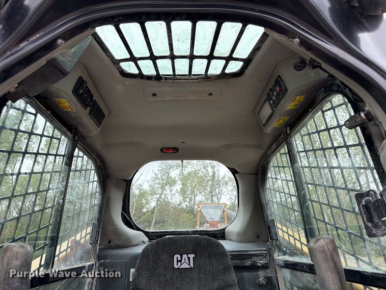 image for item FP3110 2018 Caterpillar 226D skid steer loader