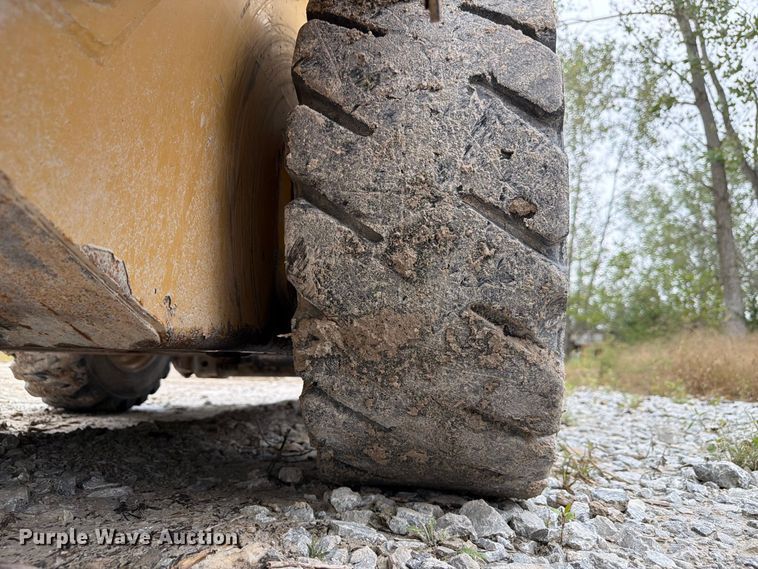 image for item FP3110 2018 Caterpillar 226D skid steer loader