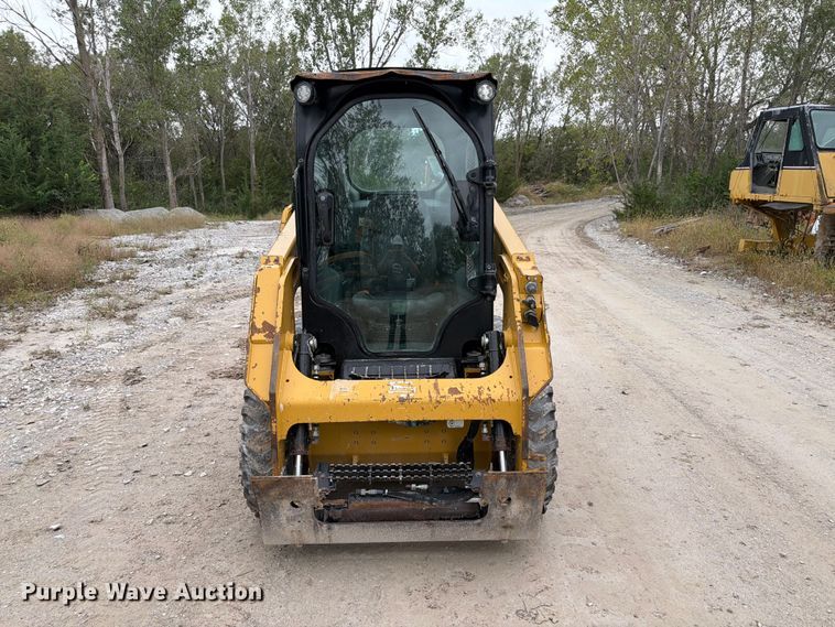 image for item FP3111 2023 Caterpillar 226D3 skid steer loader