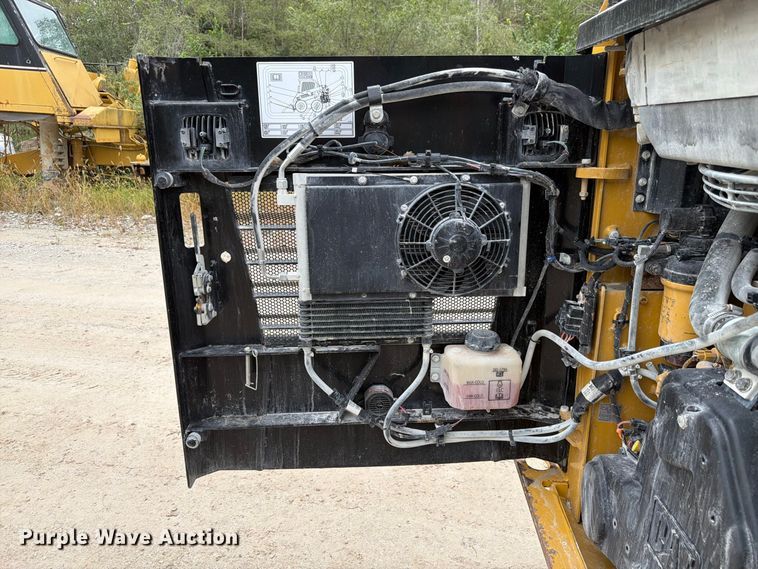 image for item FP3111 2023 Caterpillar 226D3 skid steer loader