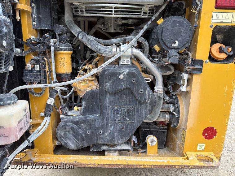 image for item FP3111 2023 Caterpillar 226D3 skid steer loader