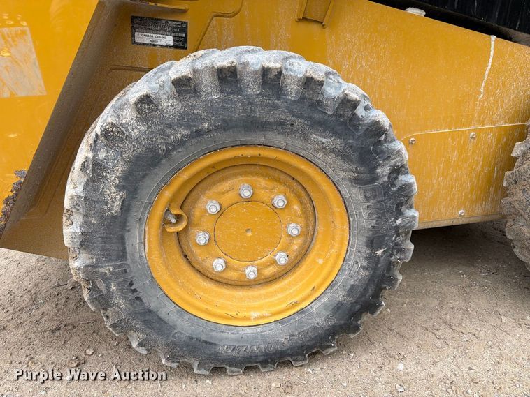 image for item FP3111 2023 Caterpillar 226D3 skid steer loader