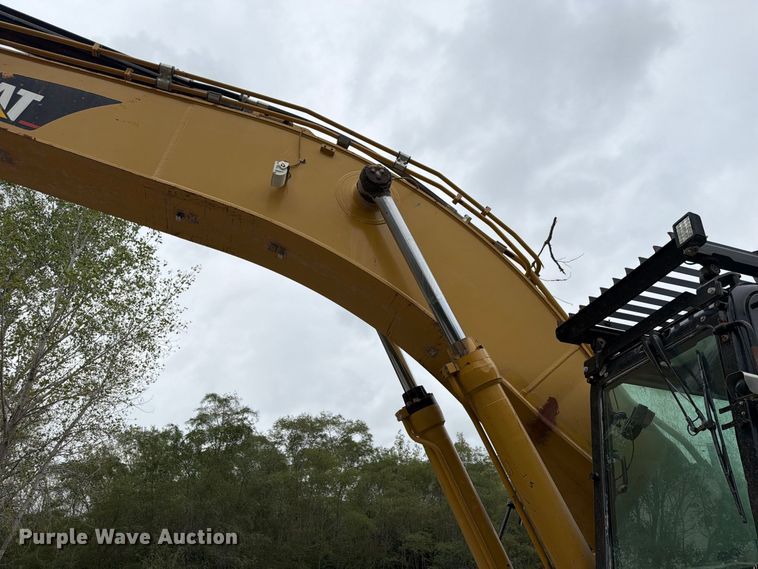 image for item FP3112 2000 Caterpillar 345B L excavator