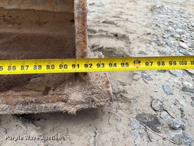 image for item FP3112 2000 Caterpillar 345B L excavator